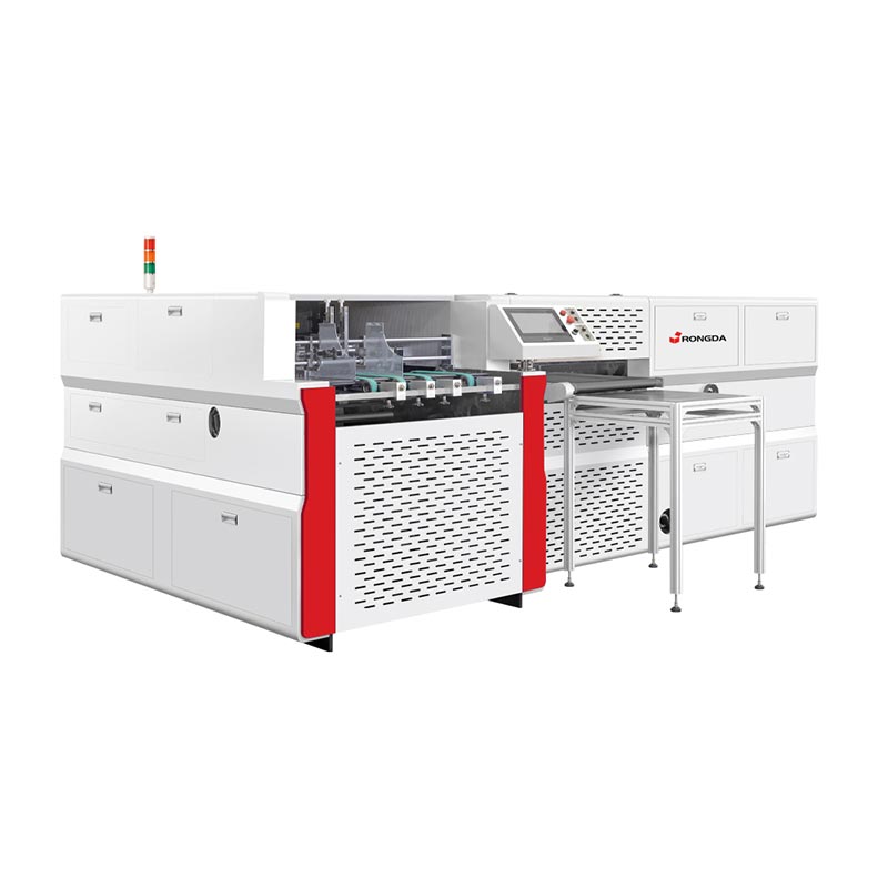 Machine automatique de rainurage de carton