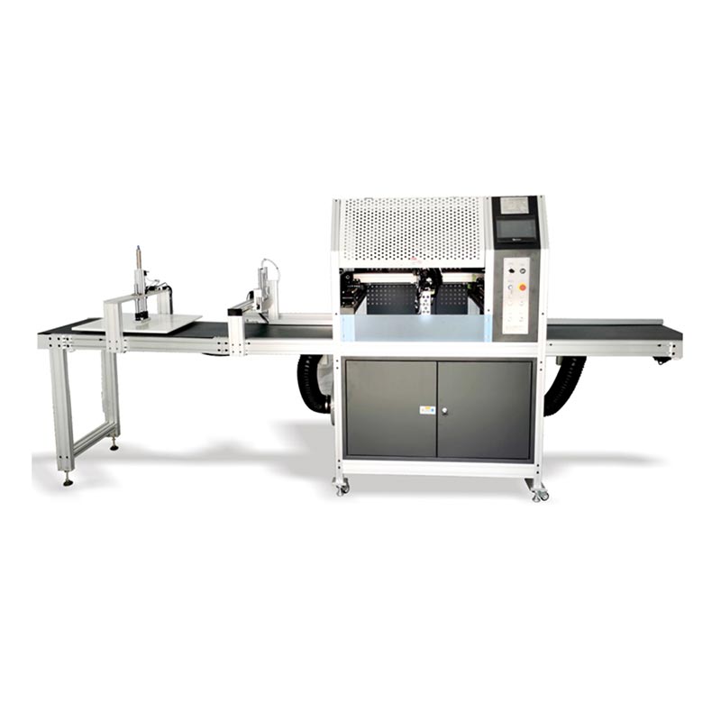 Machine d'assemblage multifonctionnelle